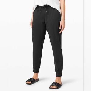 Lululemon Refreshed Routine jogger